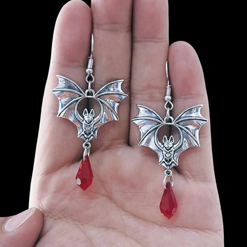 Men'S Vampire Accessories - Gothic Vampire Bat Earrings for Women