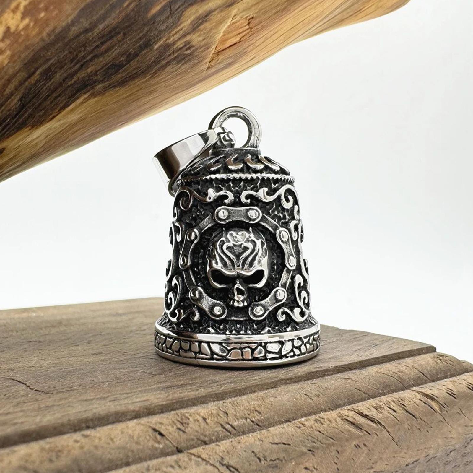 Skull Bell Charm Motorcycle Be - Men Accessories Chain recension och pris
